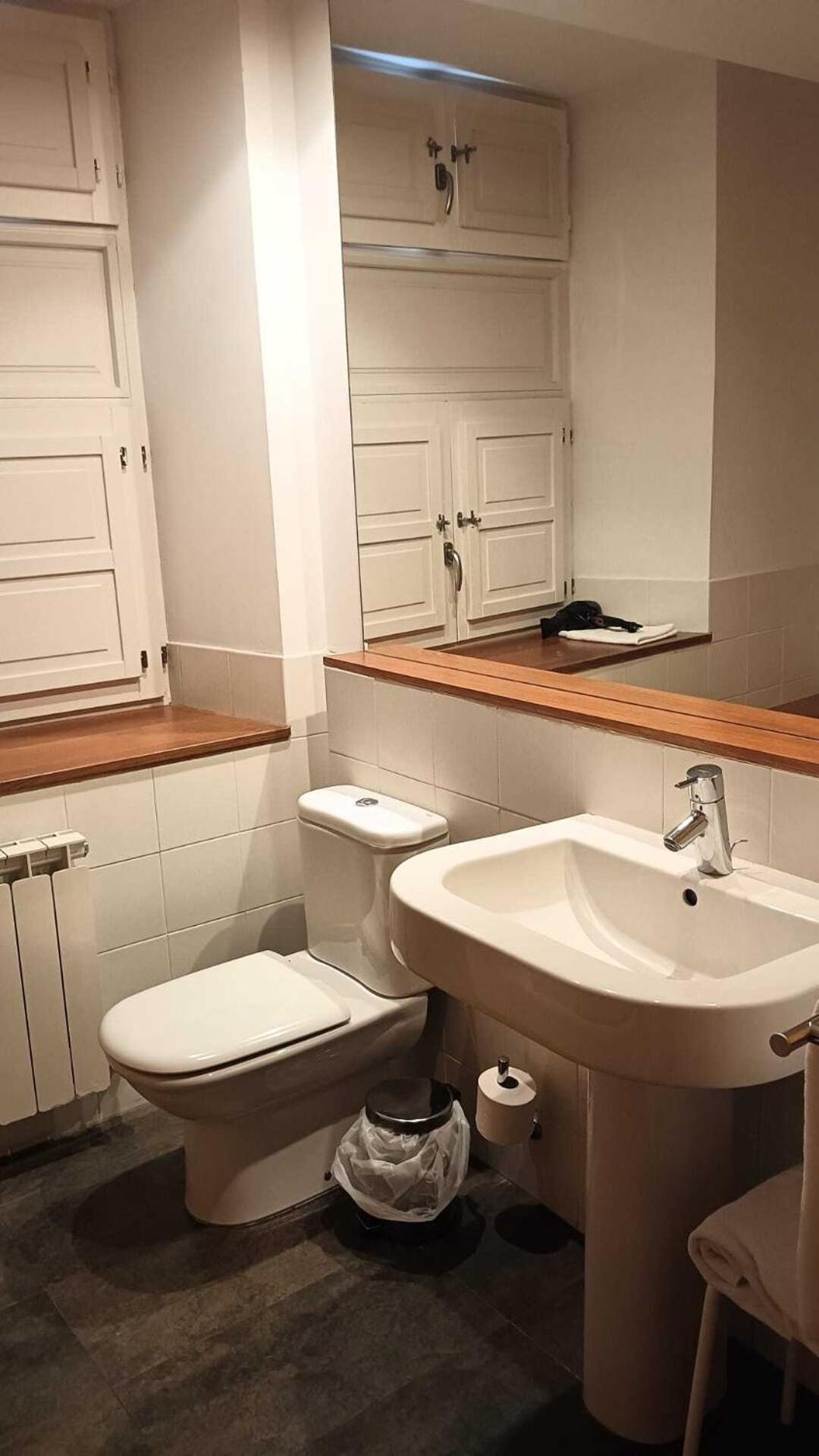 Gastro Hotel La Giraldilla Льєрганес Номер фото