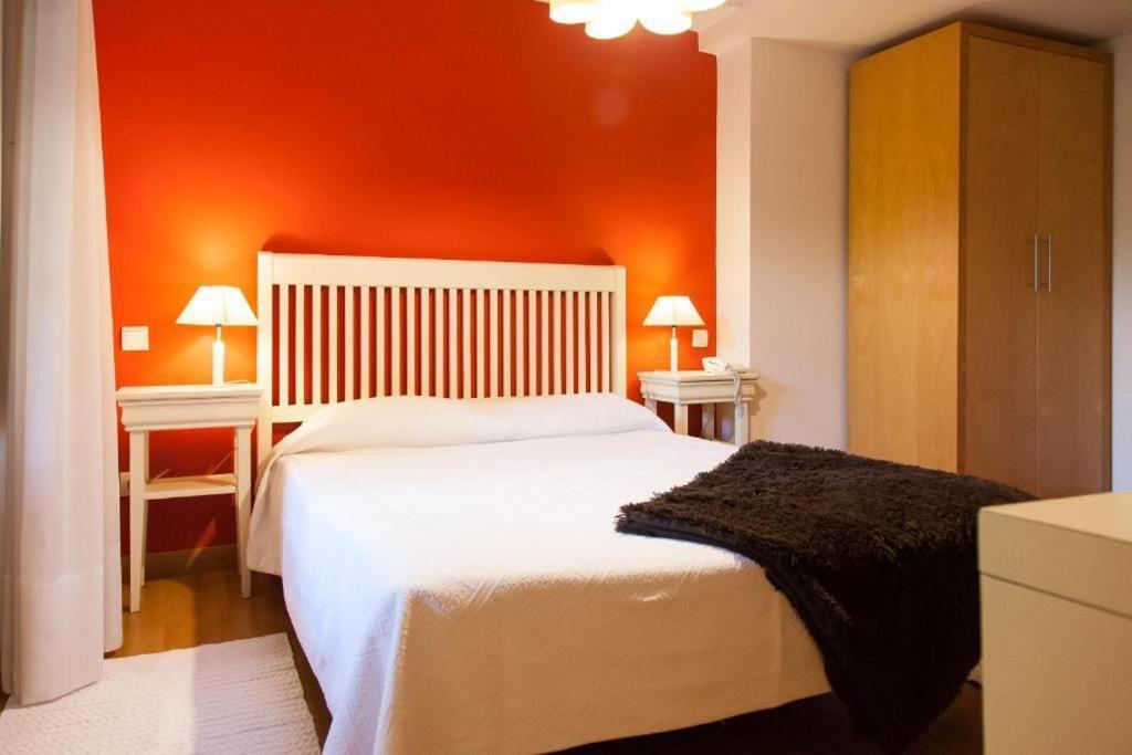 Gastro Hotel La Giraldilla Льєрганес Номер фото