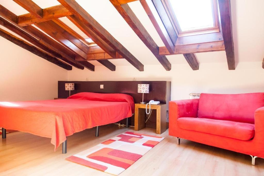 Gastro Hotel La Giraldilla Льєрганес Номер фото